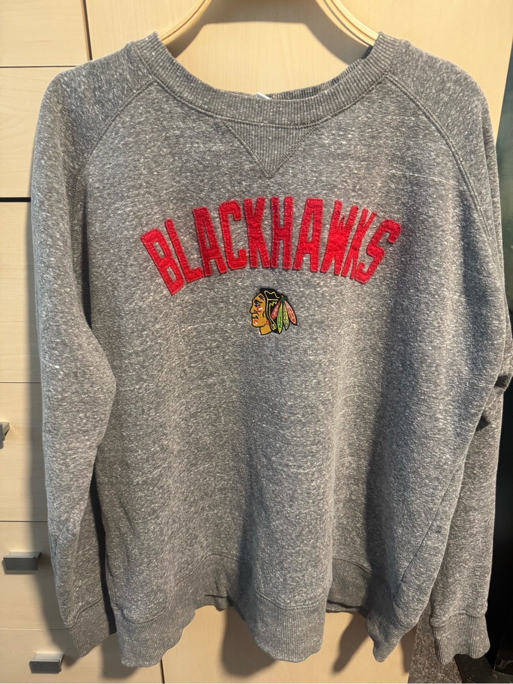 Chicago Blackhawks Champion Men’s Gray Sweatshirt XL 60% Cotton